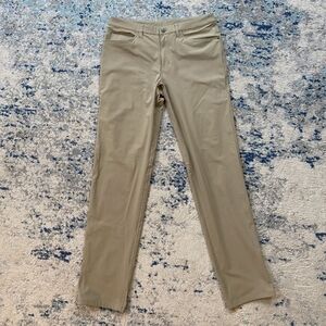 Lululemon Men's Khaki Chinos - Light Tan (33 Tall)